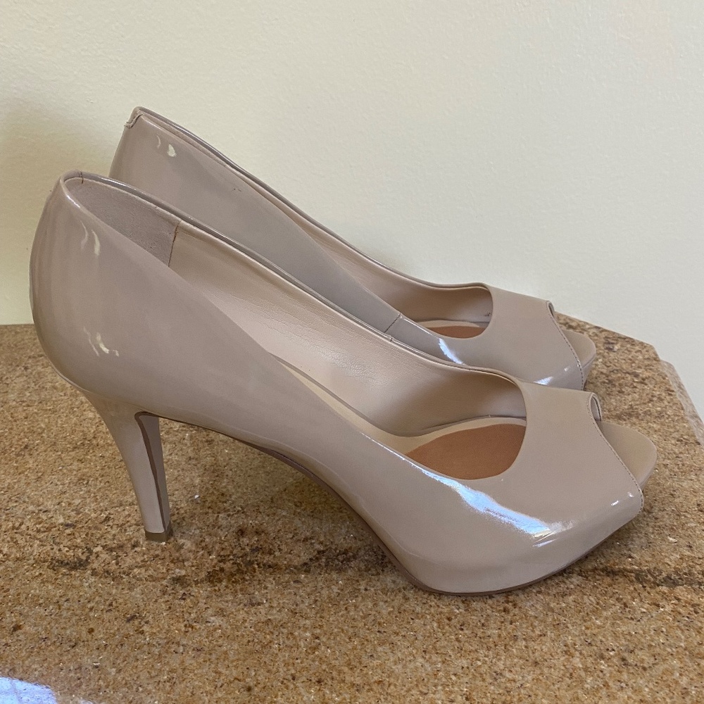 Nine West platform peep toe pumps 9.5m